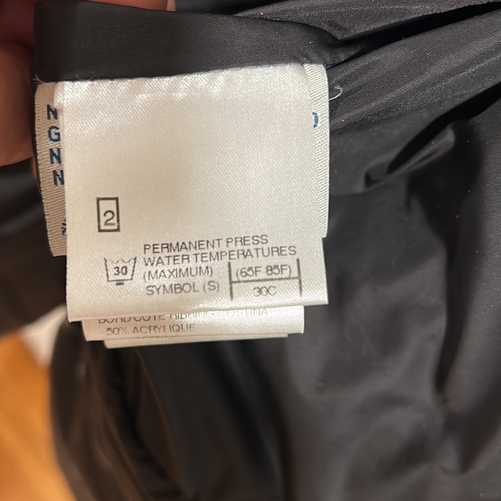 Moncler woman's jacket size 2 - Picture 5 of 16